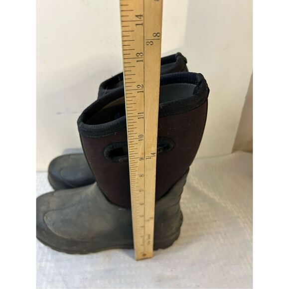 Bogs Kneoclse solid black boots youth 6 (scuffs) - Picture 8 of 9